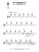 Standards: Ukulele Play-Along Volume 16 (book/CD)